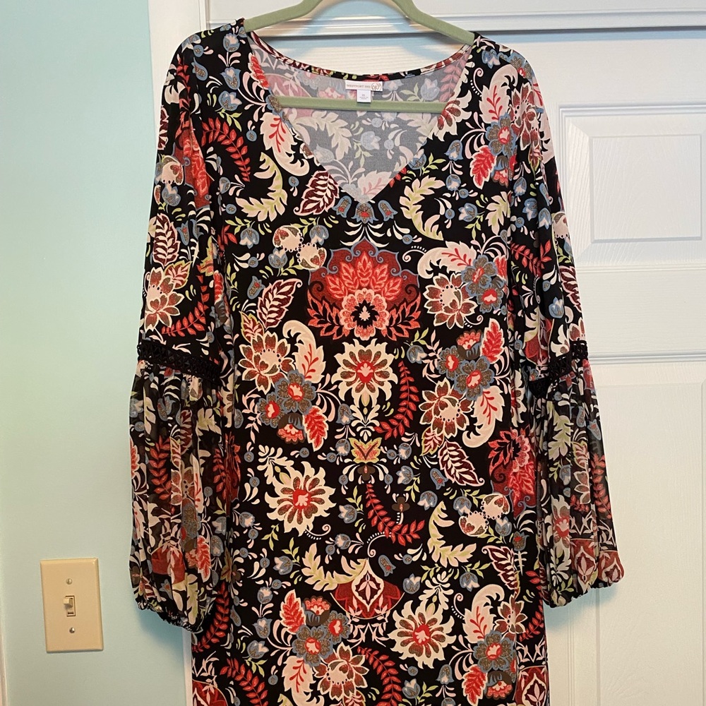 Floral Midi Dress with Retro Feel